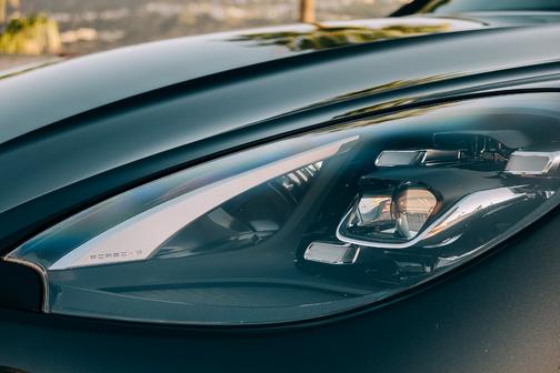 Gray 2018 Porsche Macan Macan GTS