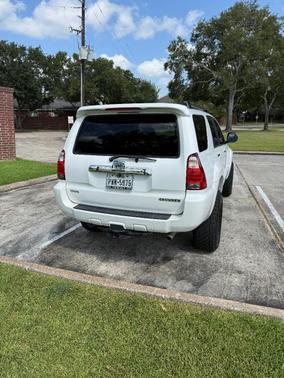 White 2006 Toyota 4Runner Sport V8