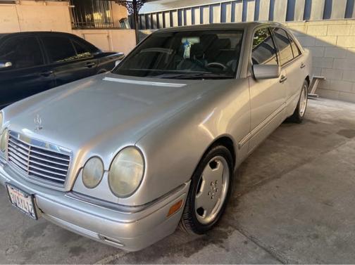 1997 Mercedes-Benz E-Class E320