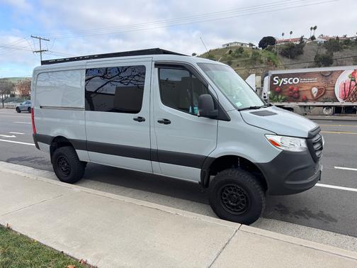 2024 Mercedes-Benz Sprinter 2500 Standard Roof