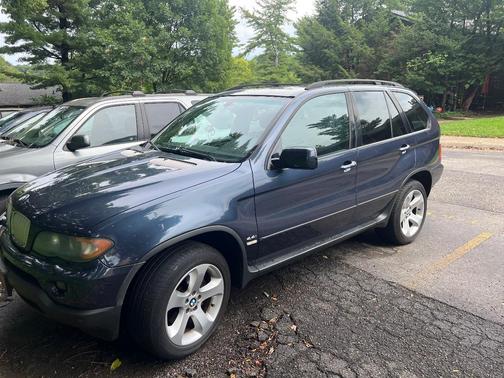 Blue 2006 BMW X5 4.4i