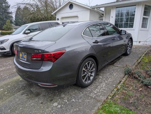 2017 Acura TLX V6 w/Technology Package