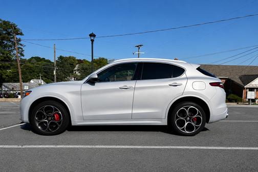 White 2020 Alfa Romeo Stelvio Ti