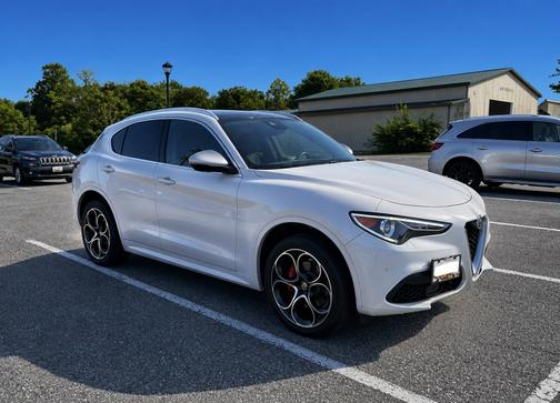 White 2020 Alfa Romeo Stelvio Ti