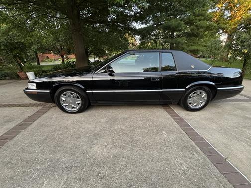 Black 2002 Cadillac Eldorado ESC