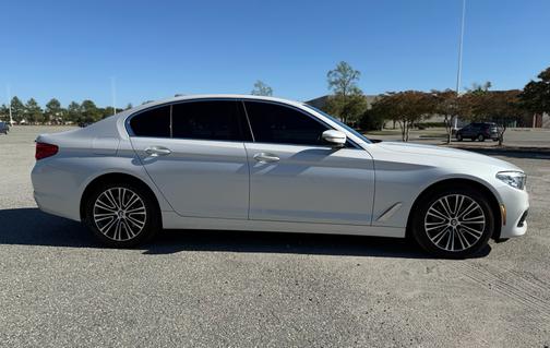 2020 BMW 530 i