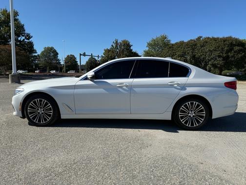 2020 BMW 530 i