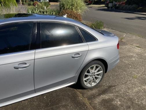 Photo 3 of 18 of 2016 Audi A4 2.0T Premium
