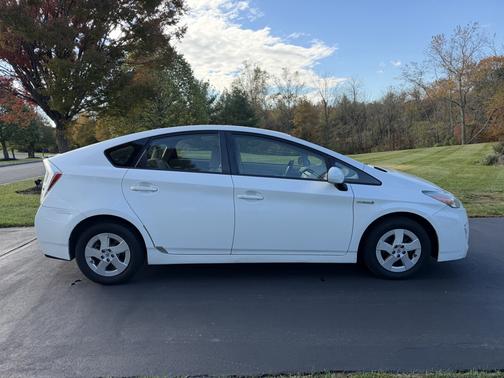 2010 Toyota Prius II