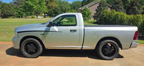 2012 RAM 1500 ST