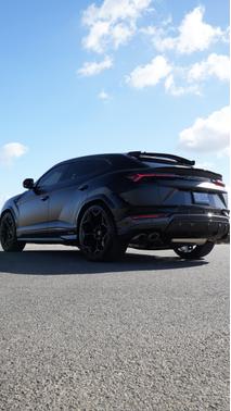 2024 Lamborghini Urus Performante