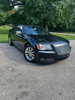 Black 2013 Chrysler 300C Base