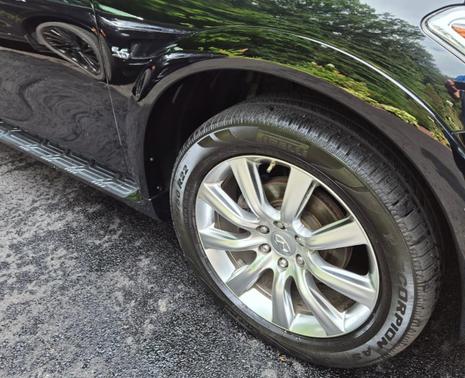Black 2014 INFINITI QX80 Base