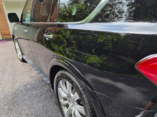 Black 2014 INFINITI QX80 Base
