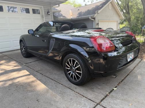 2000 Toyota MR2 Spyder