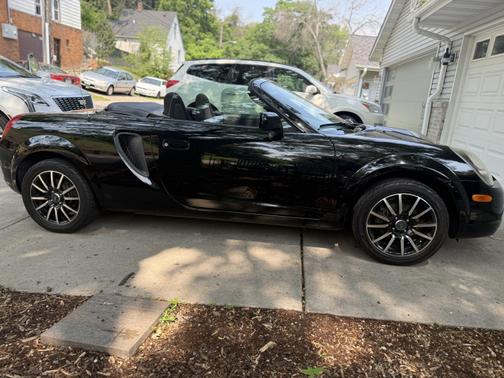 2000 Toyota MR2 Spyder
