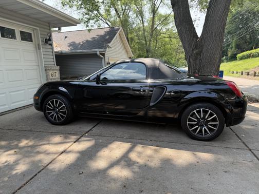 2000 Toyota MR2 Spyder