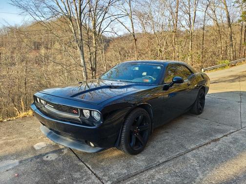 Black 2012 Dodge Challenger R/T
