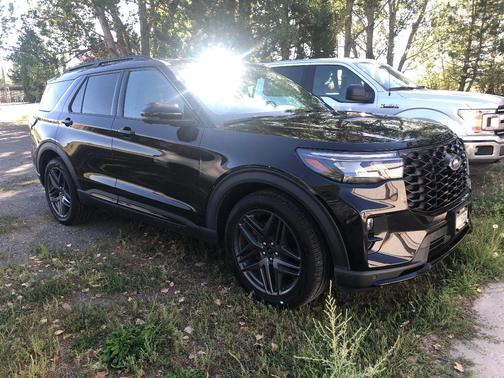 Black 2025 Ford Explorer ST 4WD