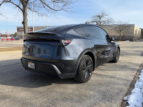 2026 Tesla Model Y Premium AWD