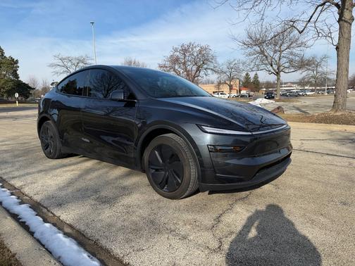 2026 Tesla Model Y Premium AWD