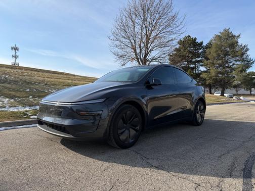 2026 Tesla Model Y Premium AWD