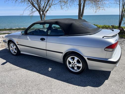2000 Saab 9-3 SE