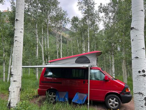 Red 2002 Volkswagen Eurovan MV