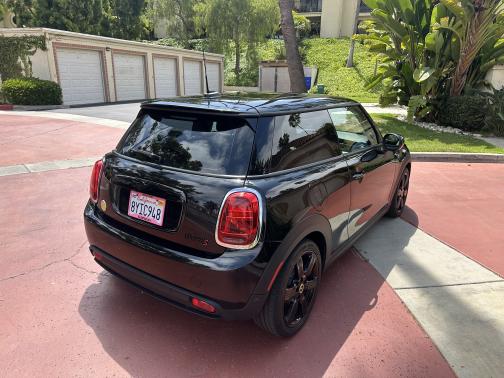 2022 MINI SE Hardtop Cooper