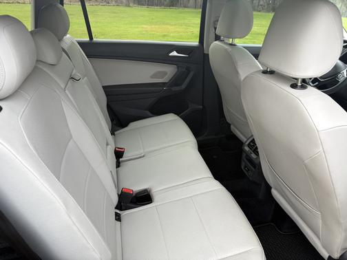 2020 Volkswagen Tiguan 2.0T SEL