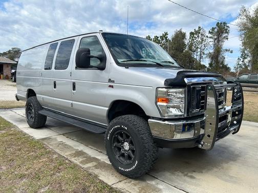 2011 Ford E350 Super Duty Cargo