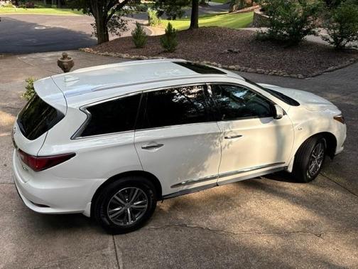White 2020 INFINITI QX60 Pure