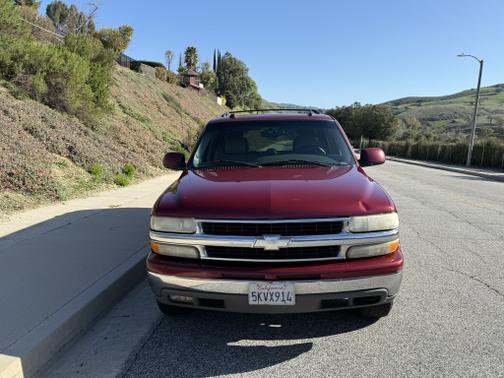 2004 Chevrolet Suburban 1500 LT