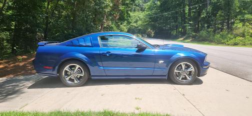 Blue 2008 Ford Mustang GT