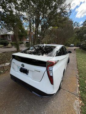 White 2017 Toyota Prius Four