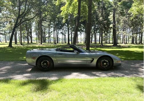 Gray 2004 Chevrolet Corvette Base