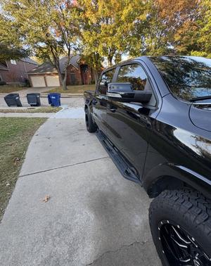 Black 2019 RAM 1500 Laramie