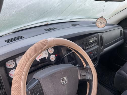 2005 Dodge Ram 1500 Laramie Quad Cab