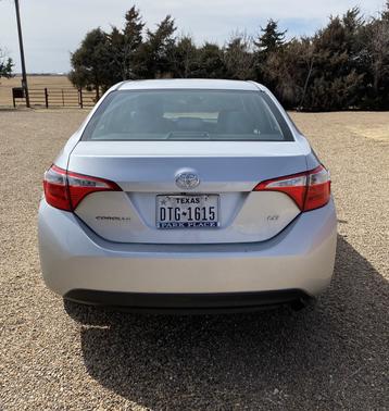 Photo 2 of 6 of 2014 Toyota Corolla LE