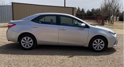 Photo 6 of 6 of 2014 Toyota Corolla LE