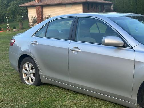 Silver 2009 Toyota Camry LE