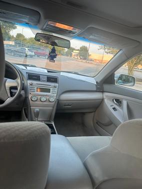 Silver 2009 Toyota Camry LE