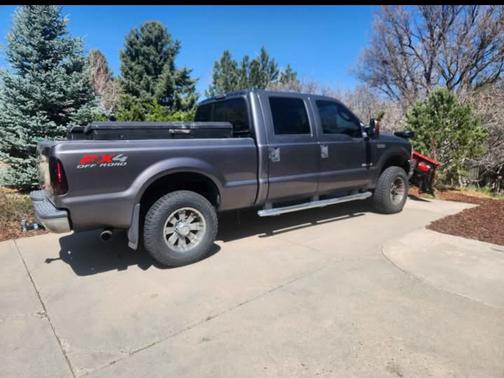 2003 Ford F-250 Lariat Crew Cab Super Duty