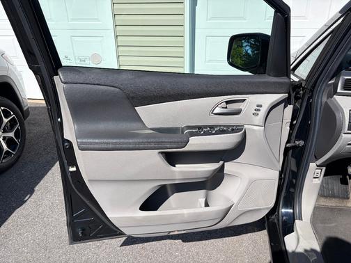 Black 2011 Honda Odyssey Touring