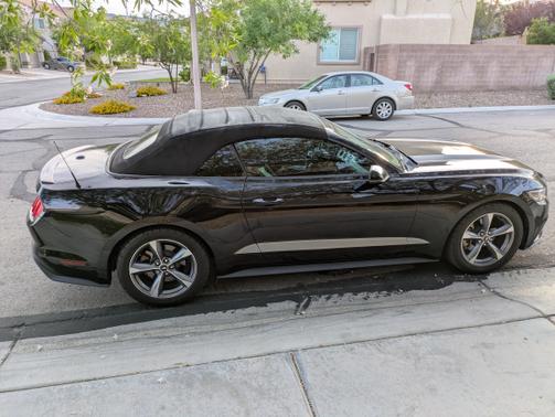 2015 Ford Mustang EcoBoost Premium