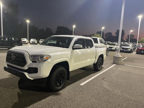2019 Toyota Tacoma SR