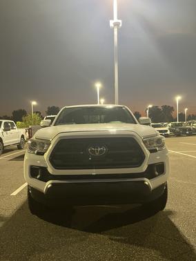 2019 Toyota Tacoma SR