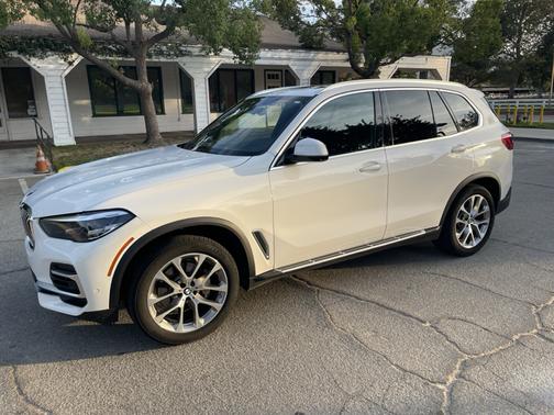 2023 BMW X5 xDrive40i