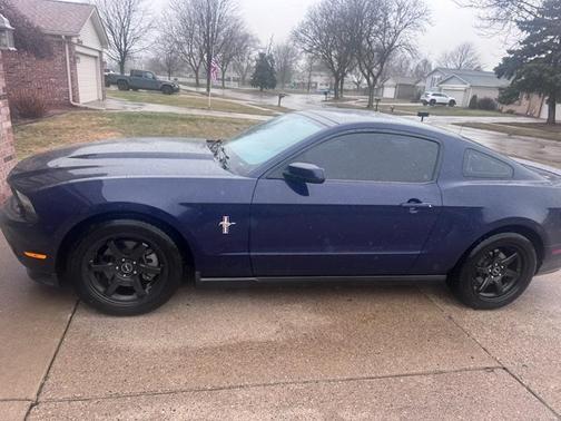 Blue 2011 Ford Mustang V6