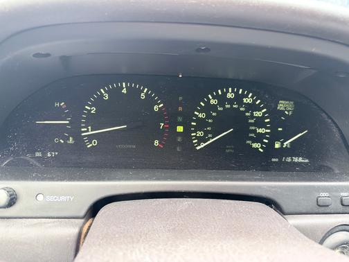Gold 1994 Lexus LS 400 Base